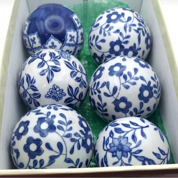 Decorative Blue & White Ceramic Floral Orbs Balls Centerpiece Decor Set of 6 - Picture 2 of 8